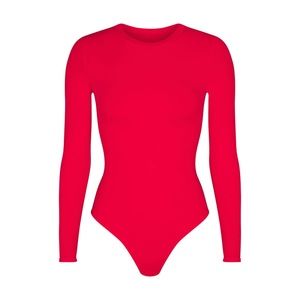 ❌❌SOLD❌❌ RUBY - FITS EVERYBODY LONG SLEEVE CREW NECK BODYSUIT